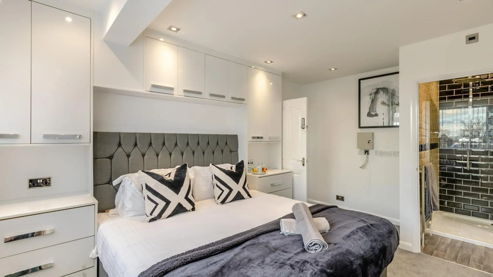 Holiday home Robinswood House - A Beautiful Family Home Near The Cotswold Gloucester